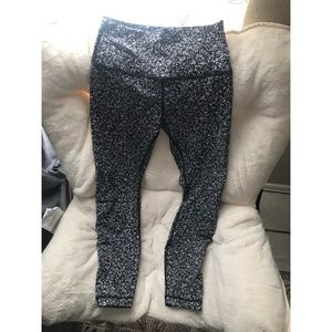 Lululemon High Times 7/8 pants